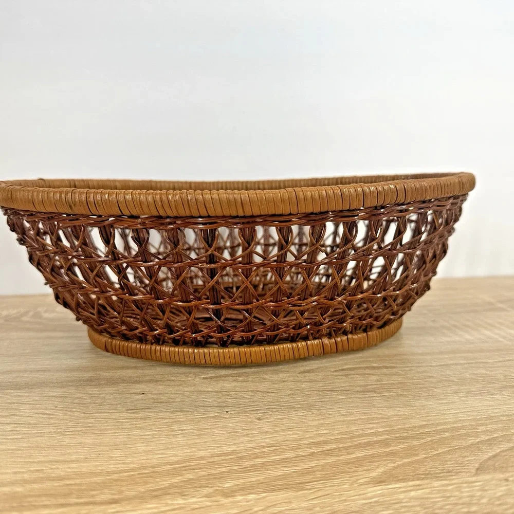 Round Woven Rattan Wicker Basket Bowl Brown Boho Fruit Bread Centerpiece
